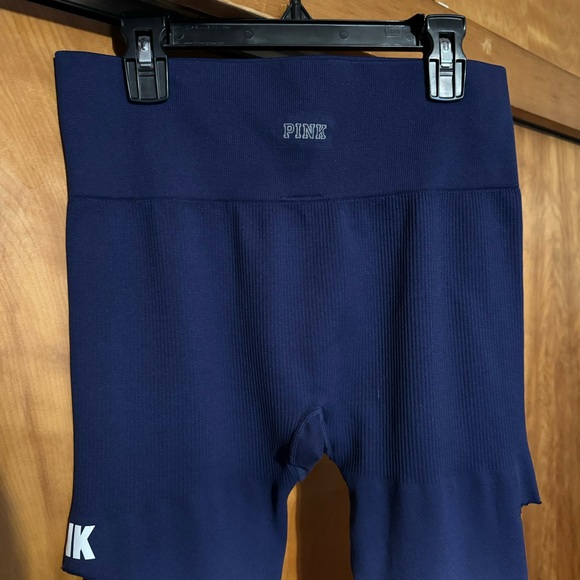 PINK Victoria’s Secret Cool & Comfy Leggings Blue Purple Ombré Cut Out Logo - Picture 8 of 11